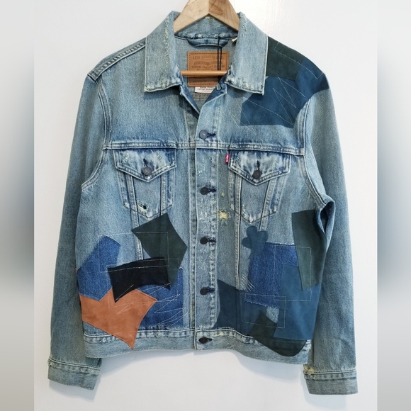 LEVI'S Levi Strauss & Co. Vintage Relaxed Trucker Jacket Distressed Patchwork - Picture 2 of 16
